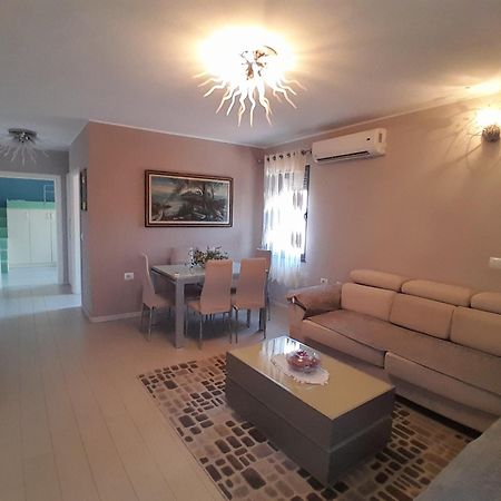 Cufaj Apartaments Shkodra Εξωτερικό φωτογραφία